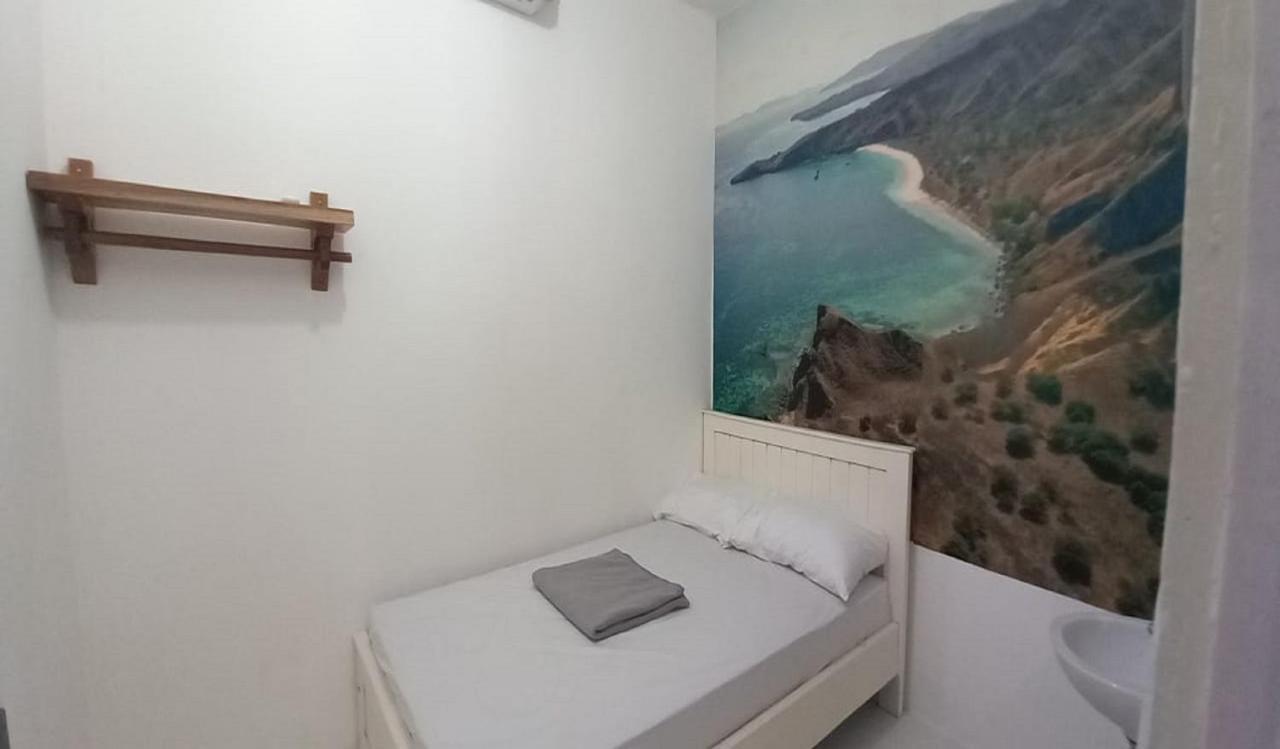 Oyo 90974 Homestay Golo Koe Sejahtera Labuan Bajo Dış mekan fotoğraf