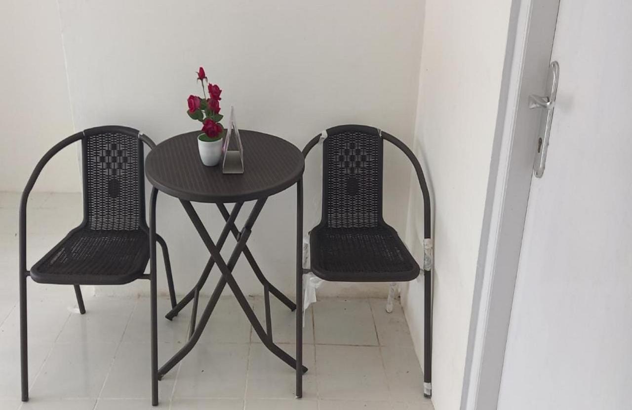 Oyo 90974 Homestay Golo Koe Sejahtera Labuan Bajo Dış mekan fotoğraf