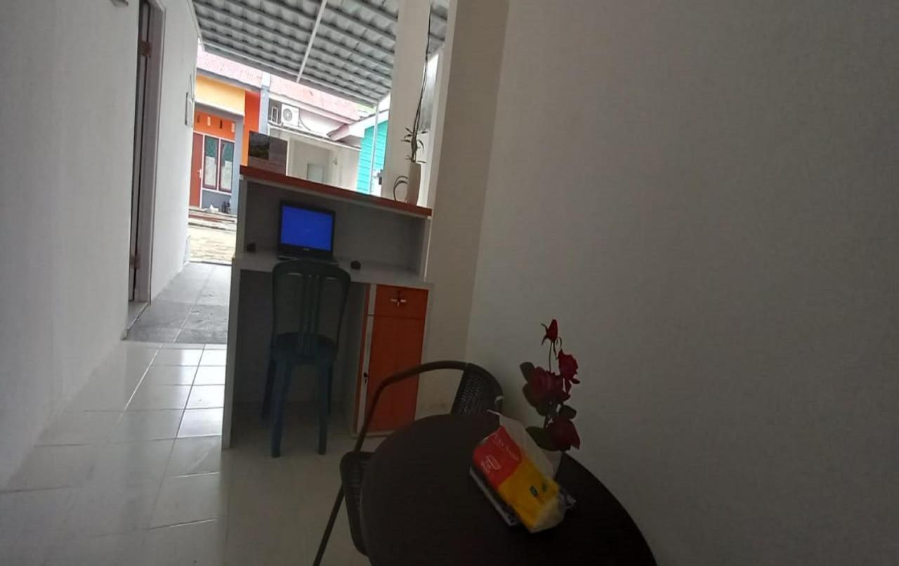 Oyo 90974 Homestay Golo Koe Sejahtera Labuan Bajo Dış mekan fotoğraf