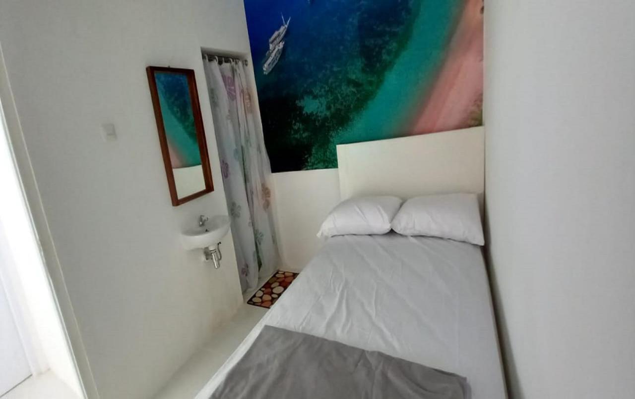 Oyo 90974 Homestay Golo Koe Sejahtera Labuan Bajo Dış mekan fotoğraf