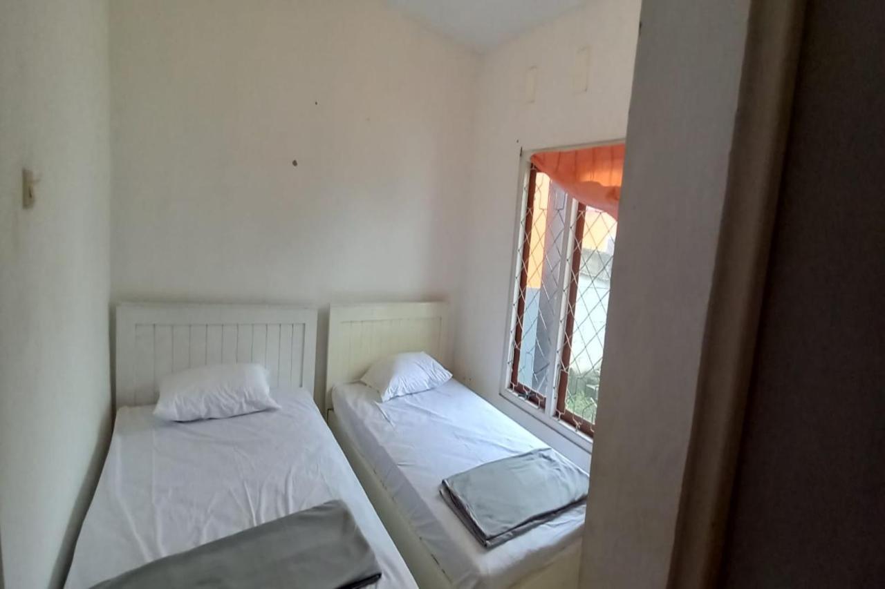 Oyo 90974 Homestay Golo Koe Sejahtera Labuan Bajo Dış mekan fotoğraf
